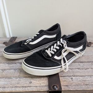 Vans Classic Low Top Black And White Suede Shoes Men 10.5